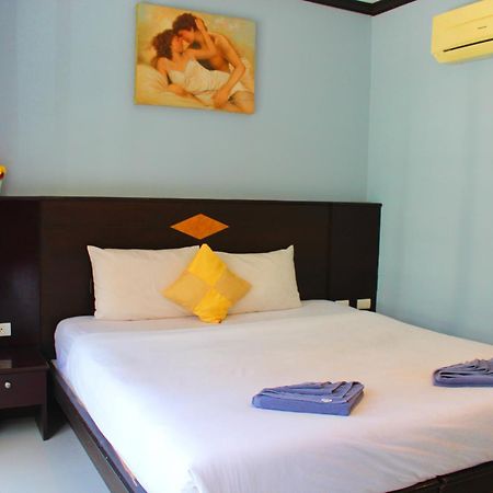 Hollywood Inn Hotel Patong Esterno foto